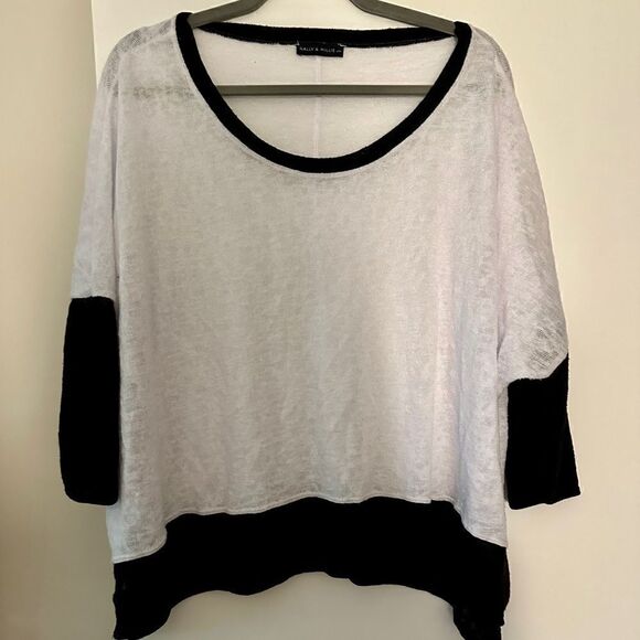 Nally & Millie loose fitting oversize summer sweater, Medium/Large. - Picture 1 of 3